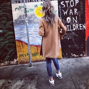 Meet your Posher, Minji